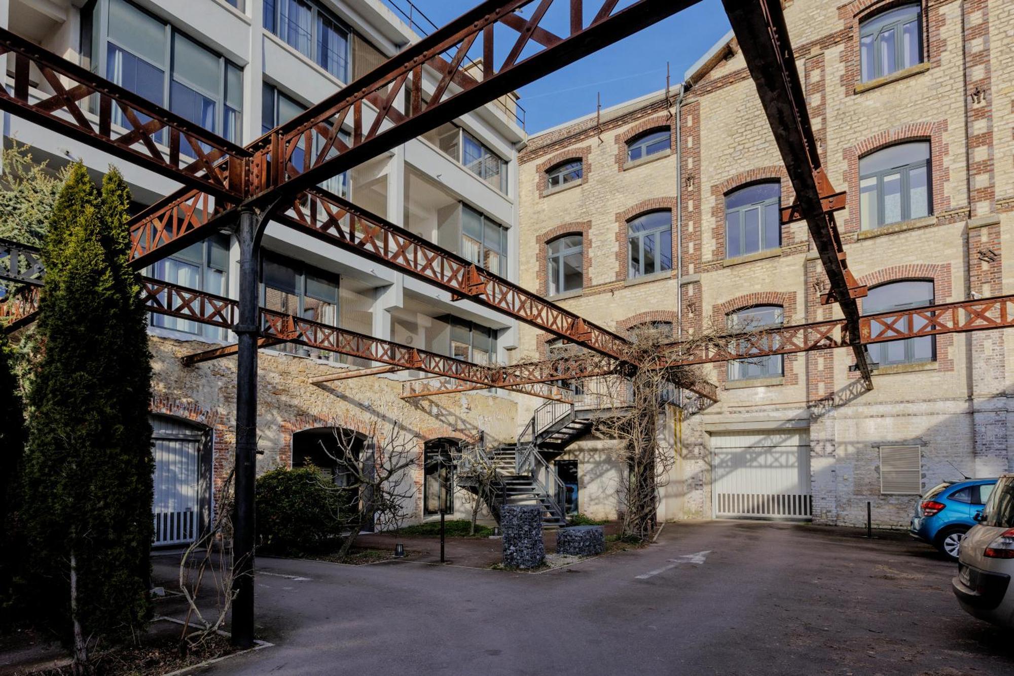 Manhattan Loft - Centre - 5 Mn A Pied Gare - Parking Prive - Patio トロワ エクステリア 写真